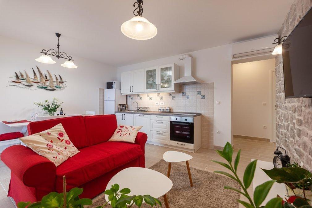 Apartmani Mirona - Tucepi Luaran gambar