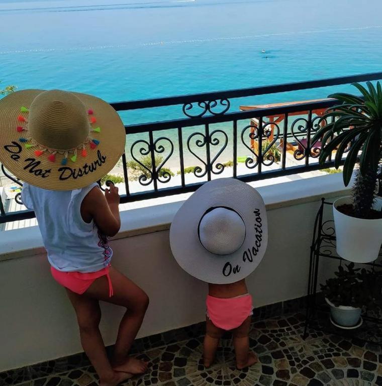 Apartmani Mirona - Tucepi Luaran gambar