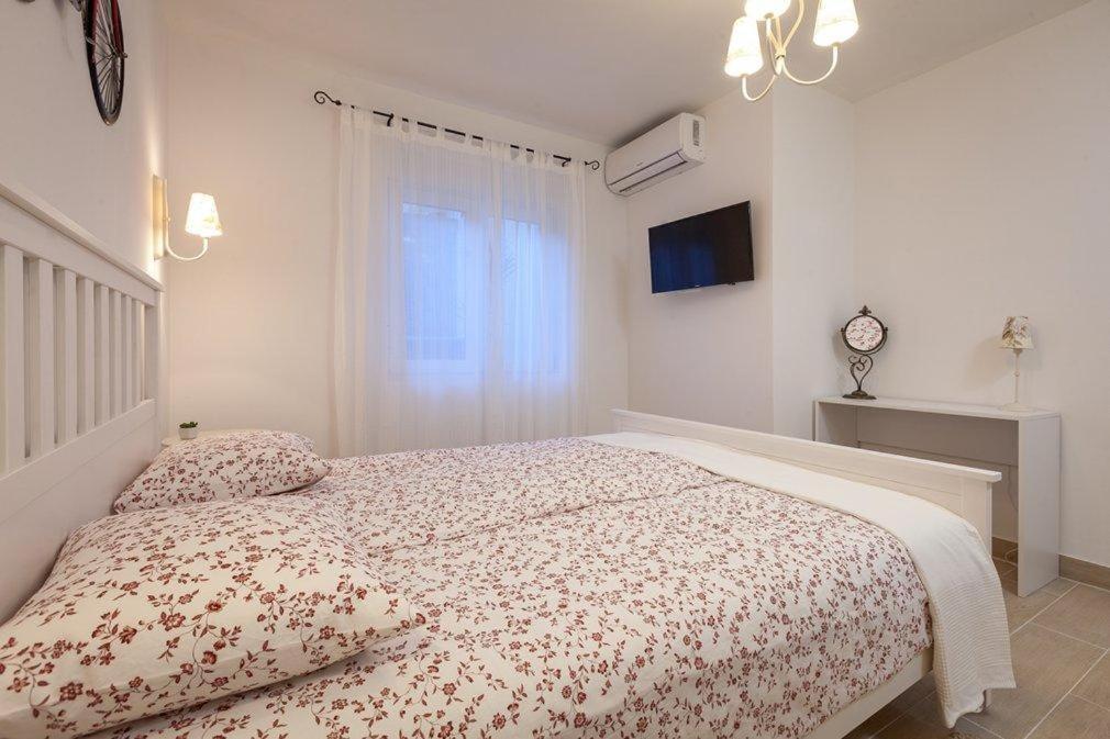 Apartmani Mirona - Tucepi Luaran gambar